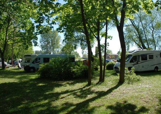 Wohnmobilstellplatz Marina Alter Hafen © Brehm & Presch Marina GbR Wohnmobilstellplatz Marina Alter Hafen © Brehm & Presch Marina GbR