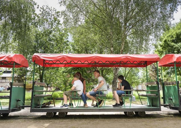 Ziegeleibahn-Rundfahrt, Foto: Tom Schweers, Lizenz: Ziegeleipark Mildenberg