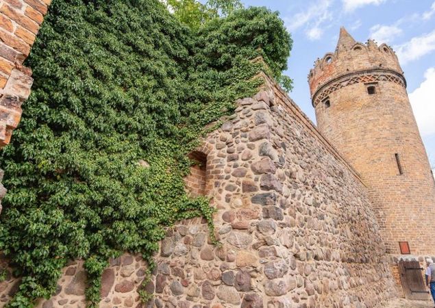 Stadtmauer mit Pulverturm Gransee, Foto: Steffen Lehmann, Lizenz: TMB-Fotoarchiv