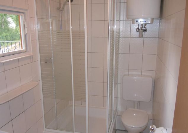 Ferienanlage "Am Sidowsee" - Badezimmer Ferienanlage "Am Sidowsee" - Badezimmer