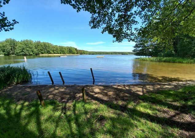 Badestelle am Moderfitzsee in Himmelpfort, Foto: Rhea Knaak, Lizenz: REGiO-Nord