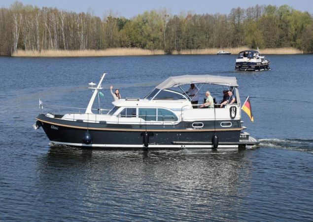 Marina Zehdenick am Prerauer Stich, Foto: Uwe Halling, Lizenz: EastWest
