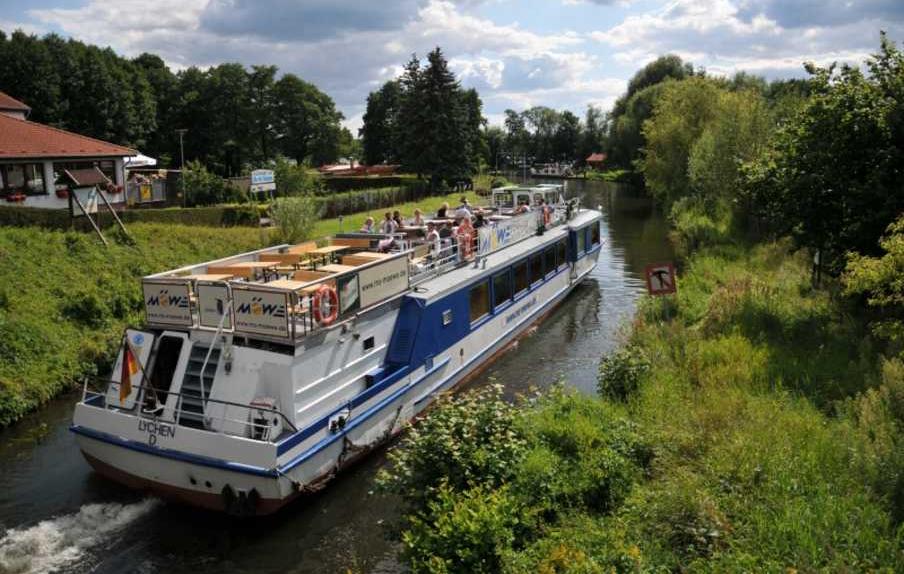 Fahrgastschiff MS „Möwe“ Fahrgastschiff MS „Möwe“
