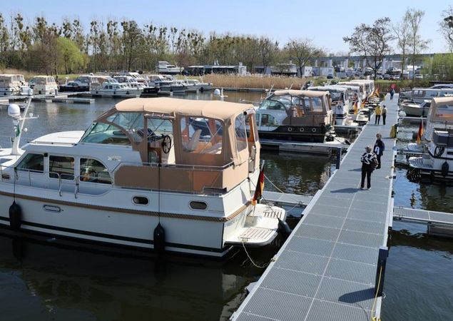 Marina Zehdenick am Prerauer Stich, Foto: Uwe Halling, Lizenz: EastWest