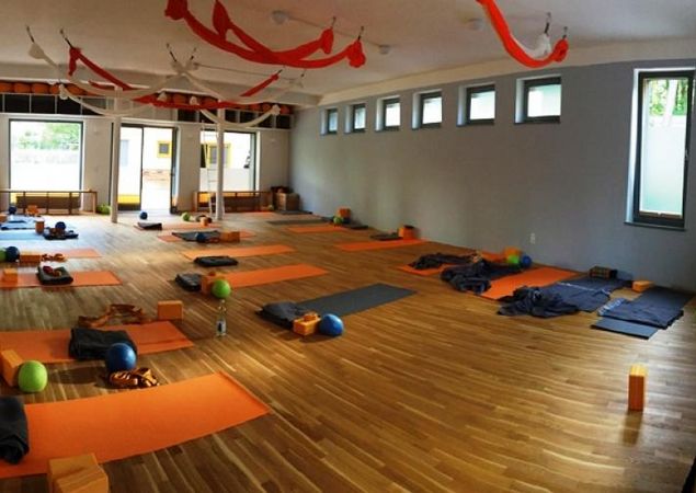 Yogahaus, Foto:  Angela Holtschmidt, Lizenz:  Angela Holtschmidt