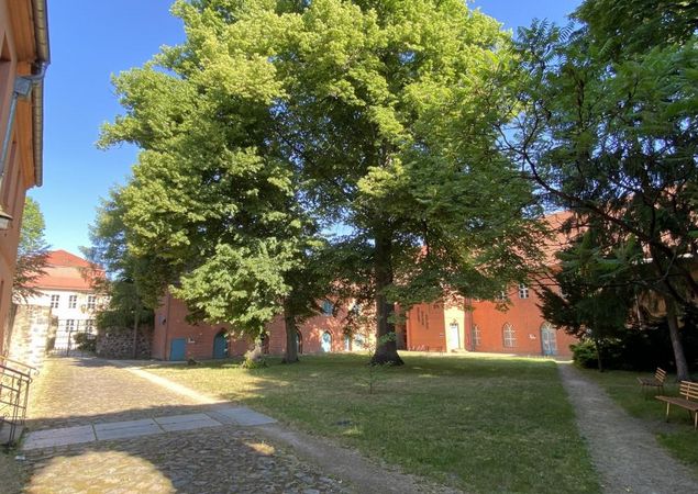 Kloster Innenhof, Foto: Elisabeth Kluge, Lizenz: Tourist-Information Zehdenick
