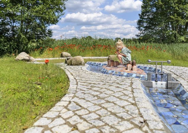 Wasserspielplatz, Foto: Tom Schweers, Lizenz: Ziegeleipark Mildenberg