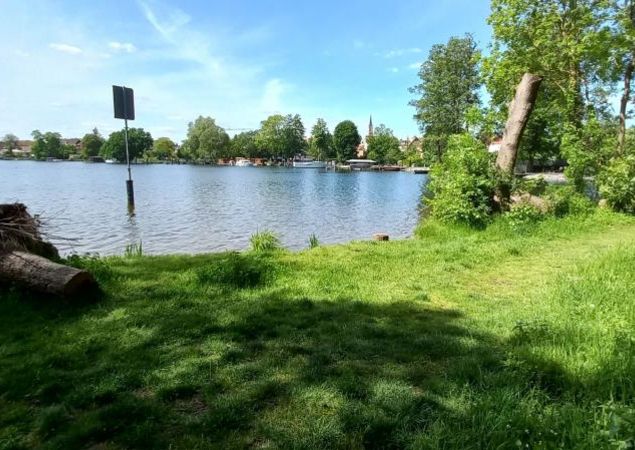 Badestelle im Havelpark Fürstenberg, Foto: Rhea Knaak/Stadt Fbg, Lizenz: REGiO-Nord