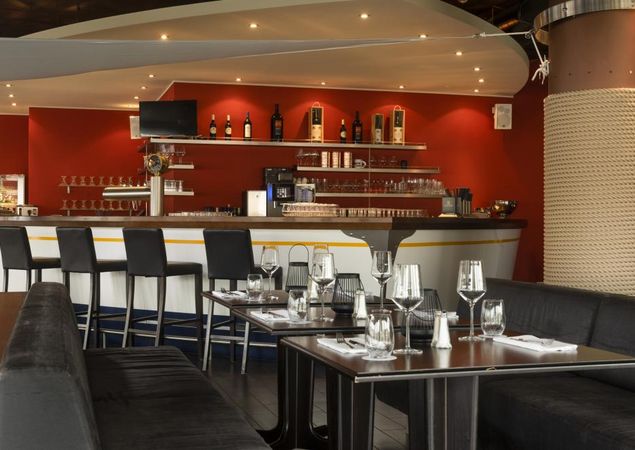Bar, Foto: Precise Resort Hafendorf Rheinsberg Bar, Foto: Precise Resort Hafendorf Rheinsberg