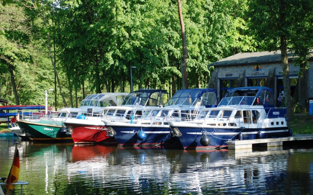 Bootsverleih Marina Alter Hafen © Brehm & Presch Marina GbR Bootsverleih Marina Alter Hafen © Brehm & Presch Marina GbR