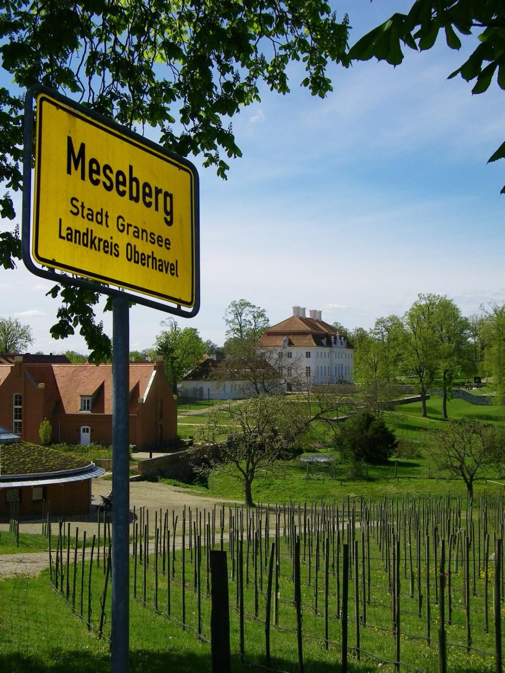 Schlosswirt Meseberg, Foto: Tourismusverband Ruppiner Seenland e.V., Lizenz: Tourismusverband Ruppiner Seenland e.V. Schlosswirt Meseberg, Foto: Tourismusverband Ruppiner Seenland e.V., Lizenz: Tourismusverband Ruppiner Seenland e.V.