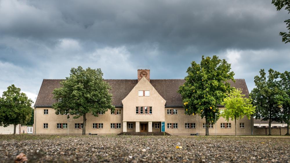 Außengelände der Mahn- und Gedenkstätte Ravensbrück, Foto: André Wirsig, Lizenz: REGiO-Nord mbH