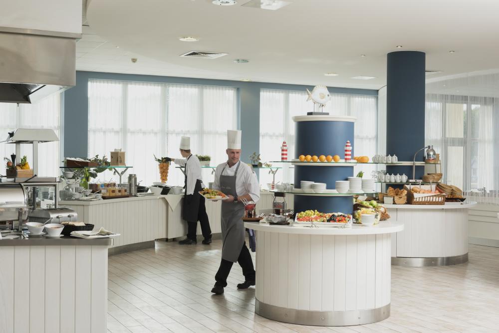 Buffet, Foto: Precise Resort Hafendorf Rheinsberg Buffet, Foto: Precise Resort Hafendorf Rheinsberg