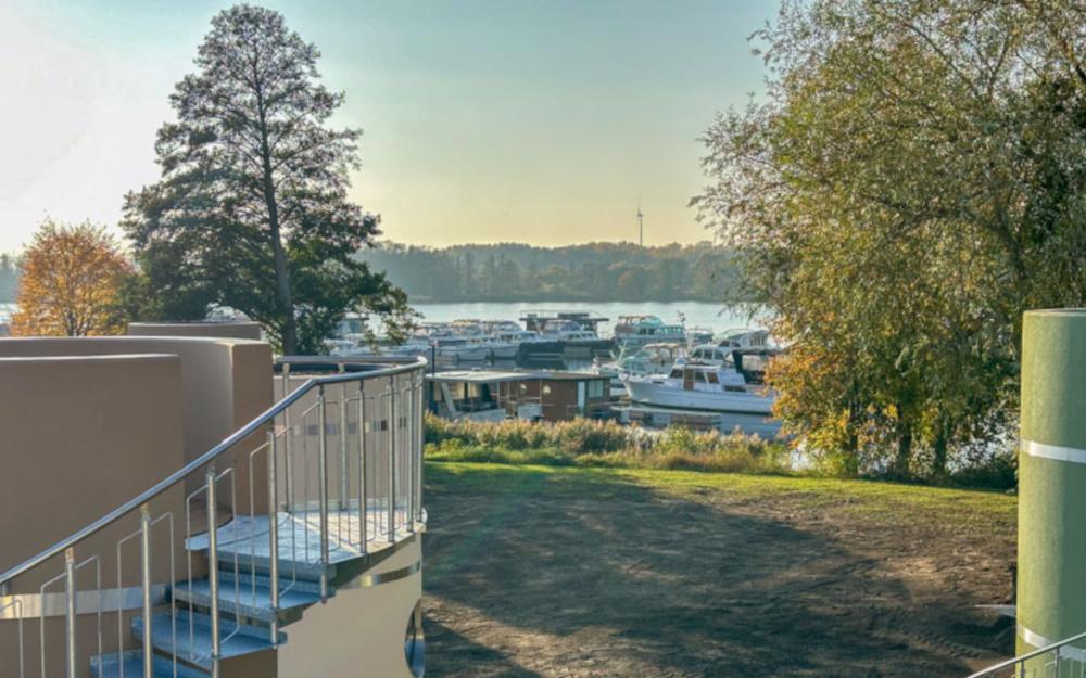 slubes an der Marina Zehdenick, Foto: Tobias Tress, Lizenz: slube GmbH slubes an der Marina Zehdenick, Foto: Tobias Tress, Lizenz: slube GmbH