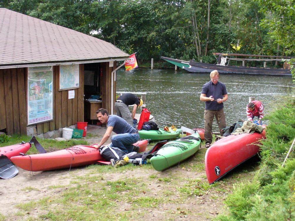 Hotel garni Haus an der Havel - Kanus, Foto: Peter Alker, Lizenz: Peter Alker Hotel garni Haus an der Havel - Kanus, Foto: Peter Alker, Lizenz: Peter Alker