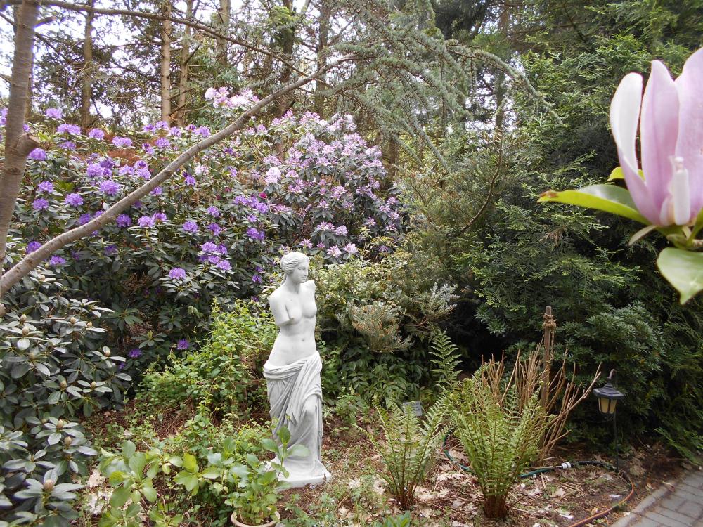 Garteneinblick, Foto: Kathrin Liesegang-Nagel, Lizenz: Kathrin Liesegang-Nagel Garteneinblick, Foto: Kathrin Liesegang-Nagel, Lizenz: Kathrin Liesegang-Nagel