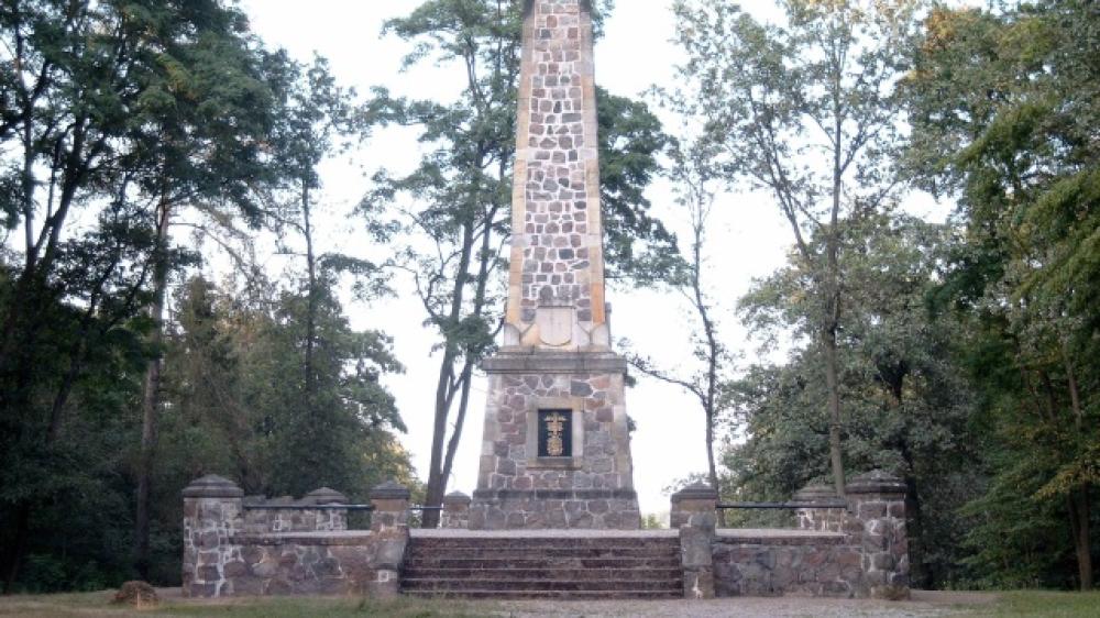 Das Kriegerdenkmal Das Kriegerdenkmal